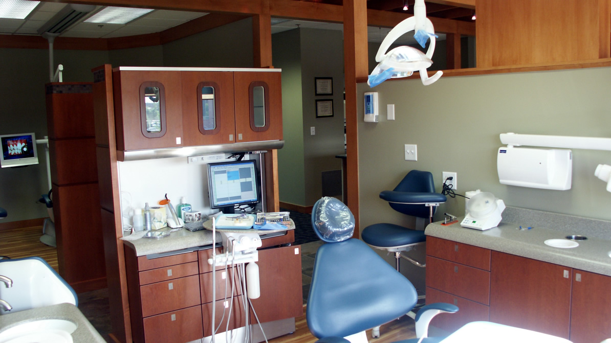 Ashbrook Center for Dentistry - Examination Room